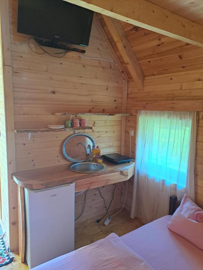 Gazela Bungalov 1 Мойковац Экстерьер фото